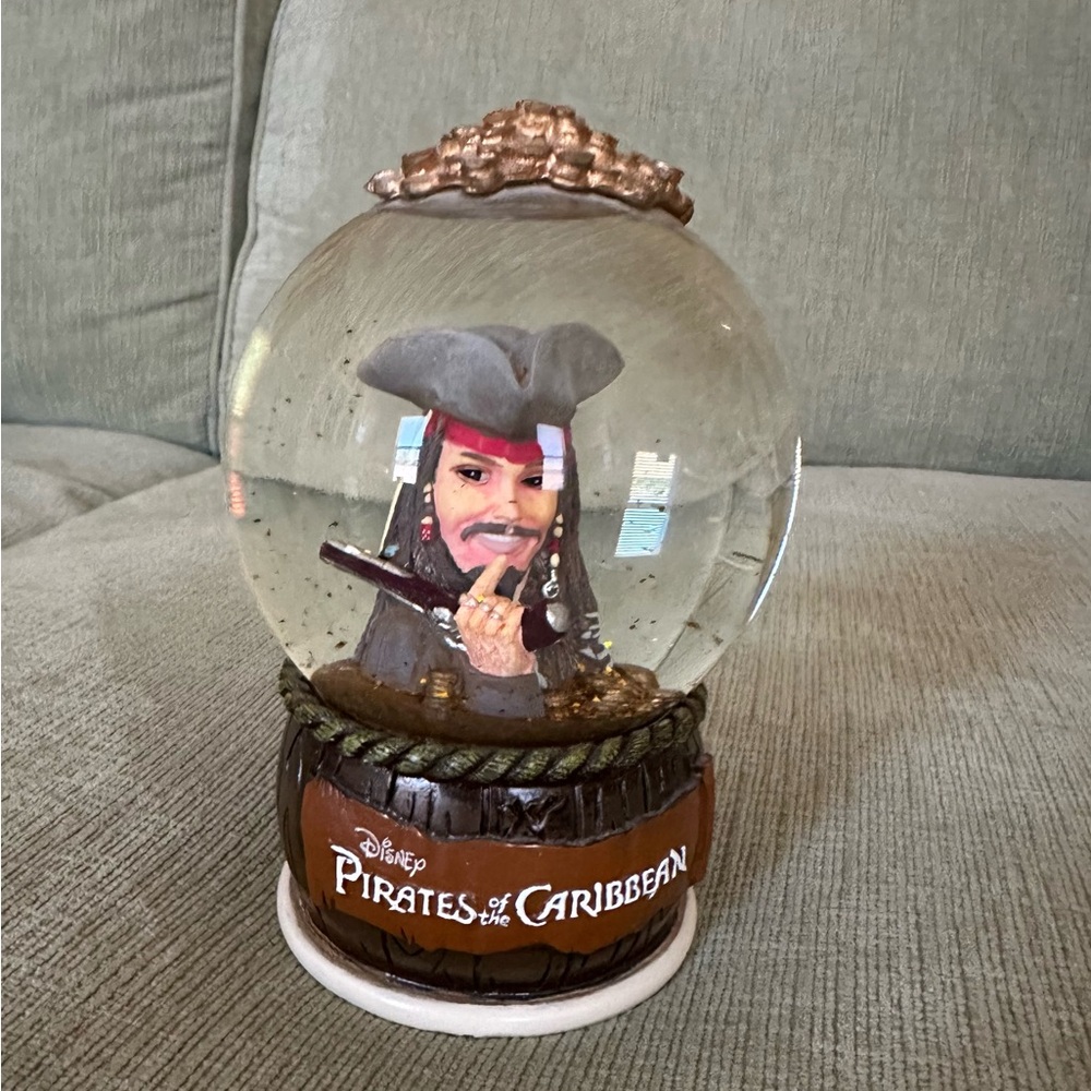 Pirates of the Caribbean Snow Globe